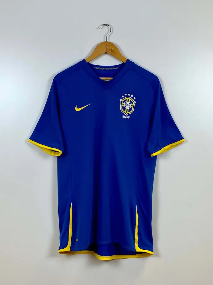 camiseta-vintage-futbol-brazil-azul-nike-delante